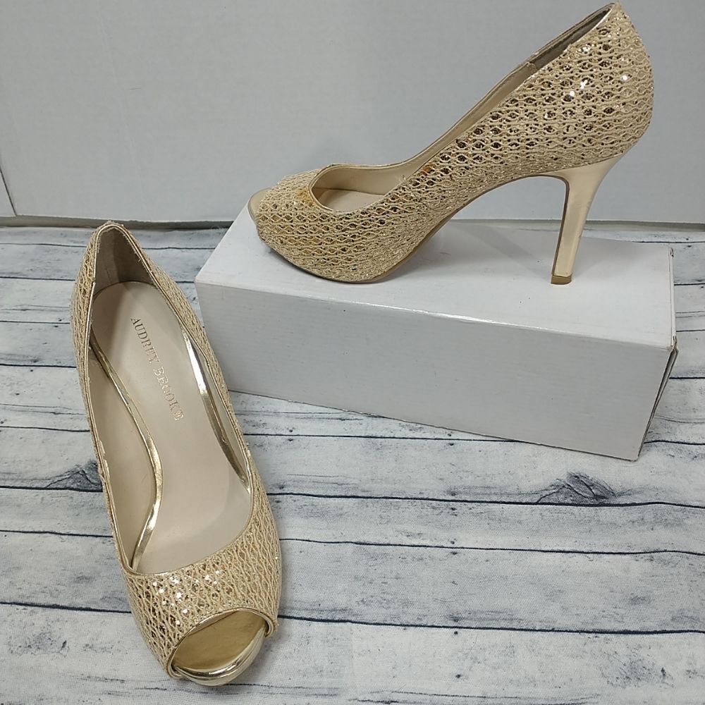 Audrey Brooke Women's Gold Pumps Shoes Heels - Open Toe - Size 8.5M